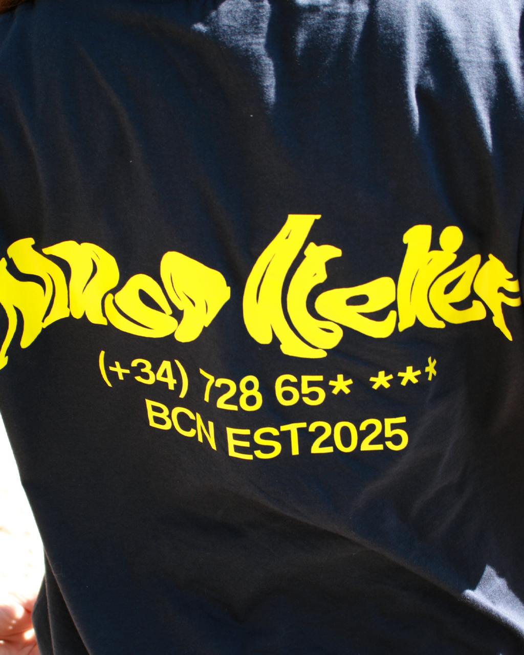 HOTLINE TEE